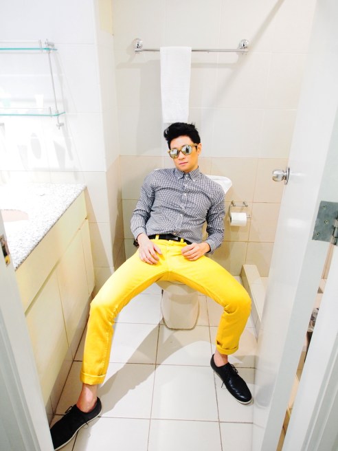 Some of the most reflective moments may happen inside the privacy of a bathroom. I was able to come up with ideas for two songs while taking a dump. No shit! 